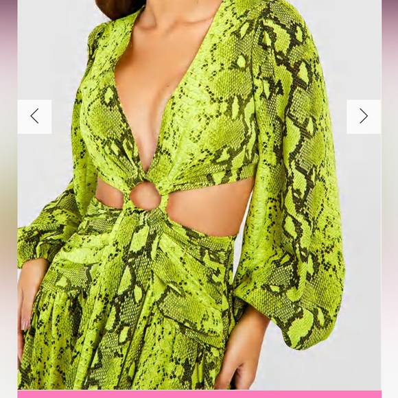 Snakeskin print neon green, cut out maxi dress (sold out on Boohoo) - Picture 4 of 9